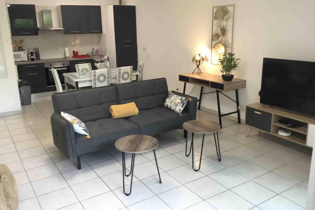 Spacieux Et Bel Avec Grande Terrasse Apartment Marseilles